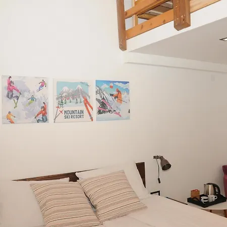 As Apartment *